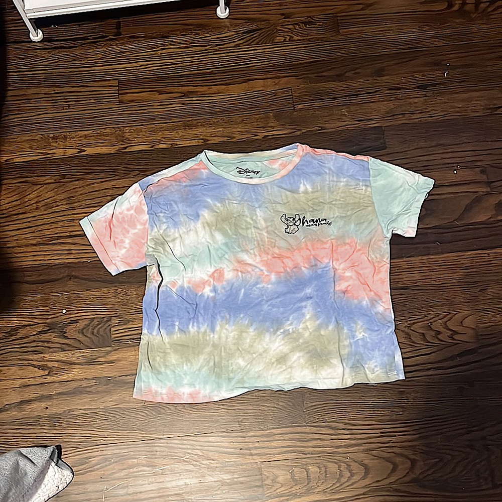 tie dye stitch crop top